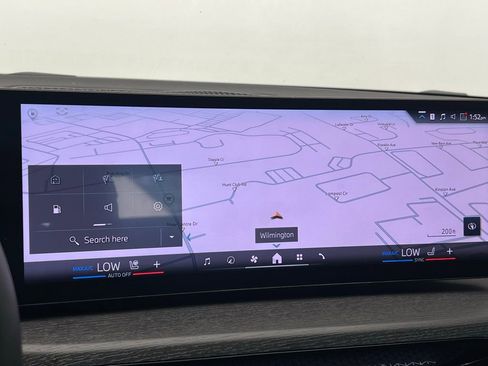 Used 2025 BMW 330i Sedan image 13