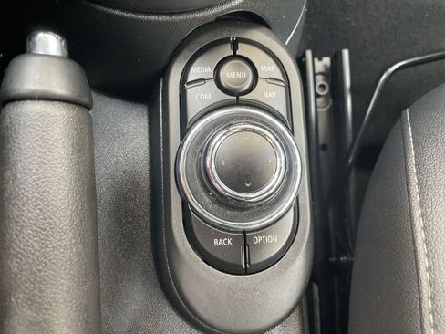 Used 2024 MINI Cooper S image 17