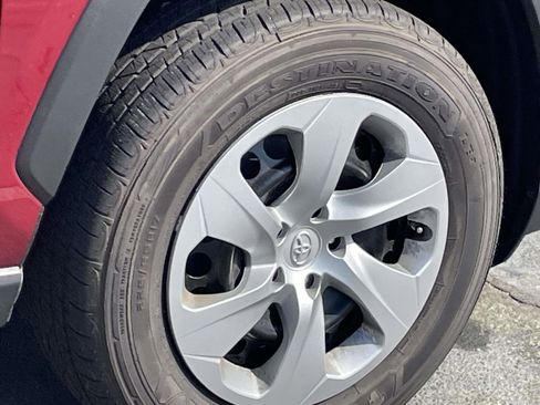 Used 2023 Toyota RAV4 LE image 10