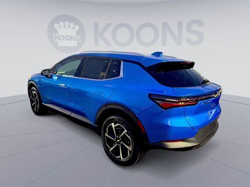 New 2026 Chevrolet Equinox EV LT image 4