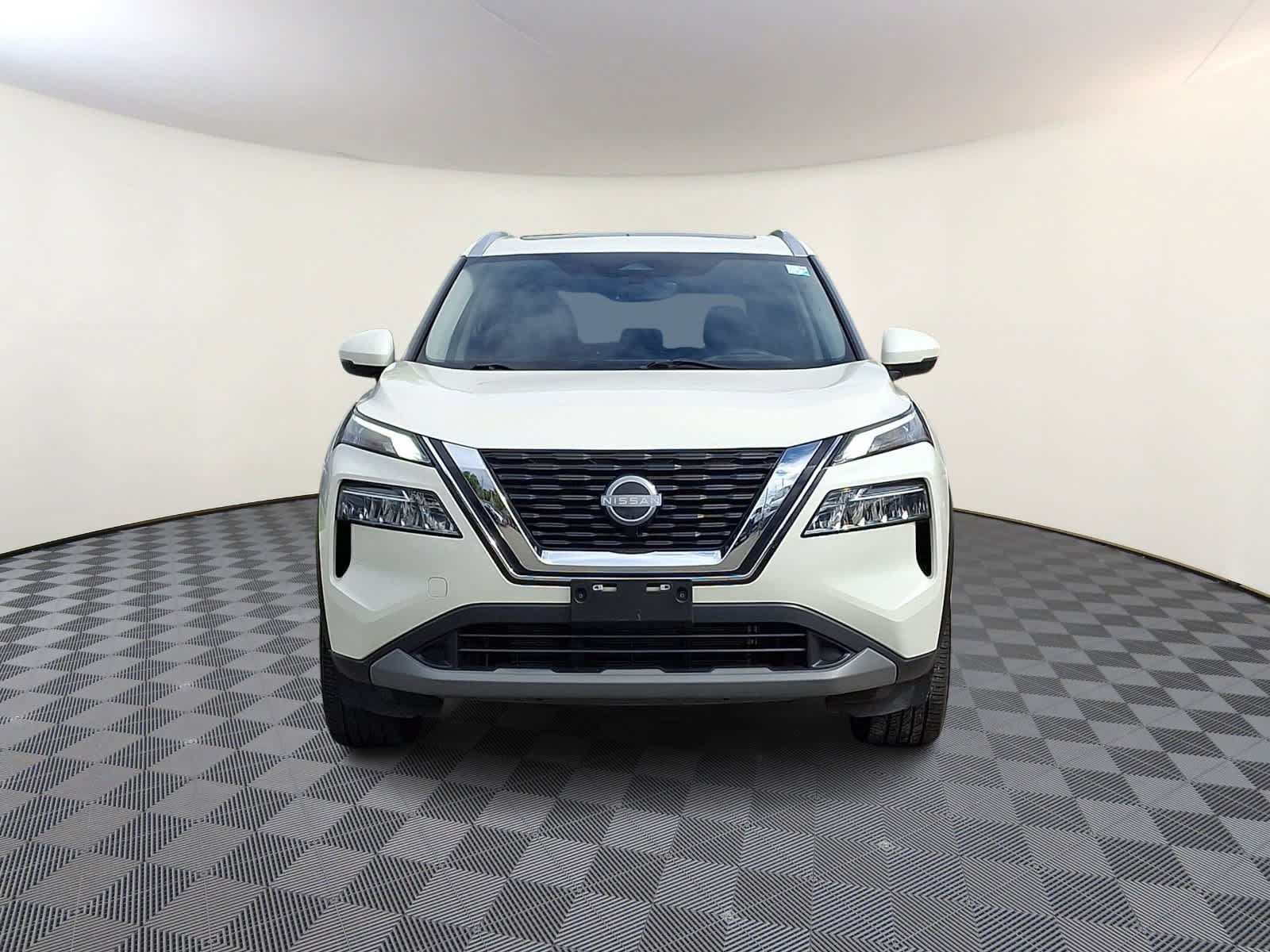 Used 2022 Nissan Rogue SV w/ SV Premium Package AWD/4WD image 3
