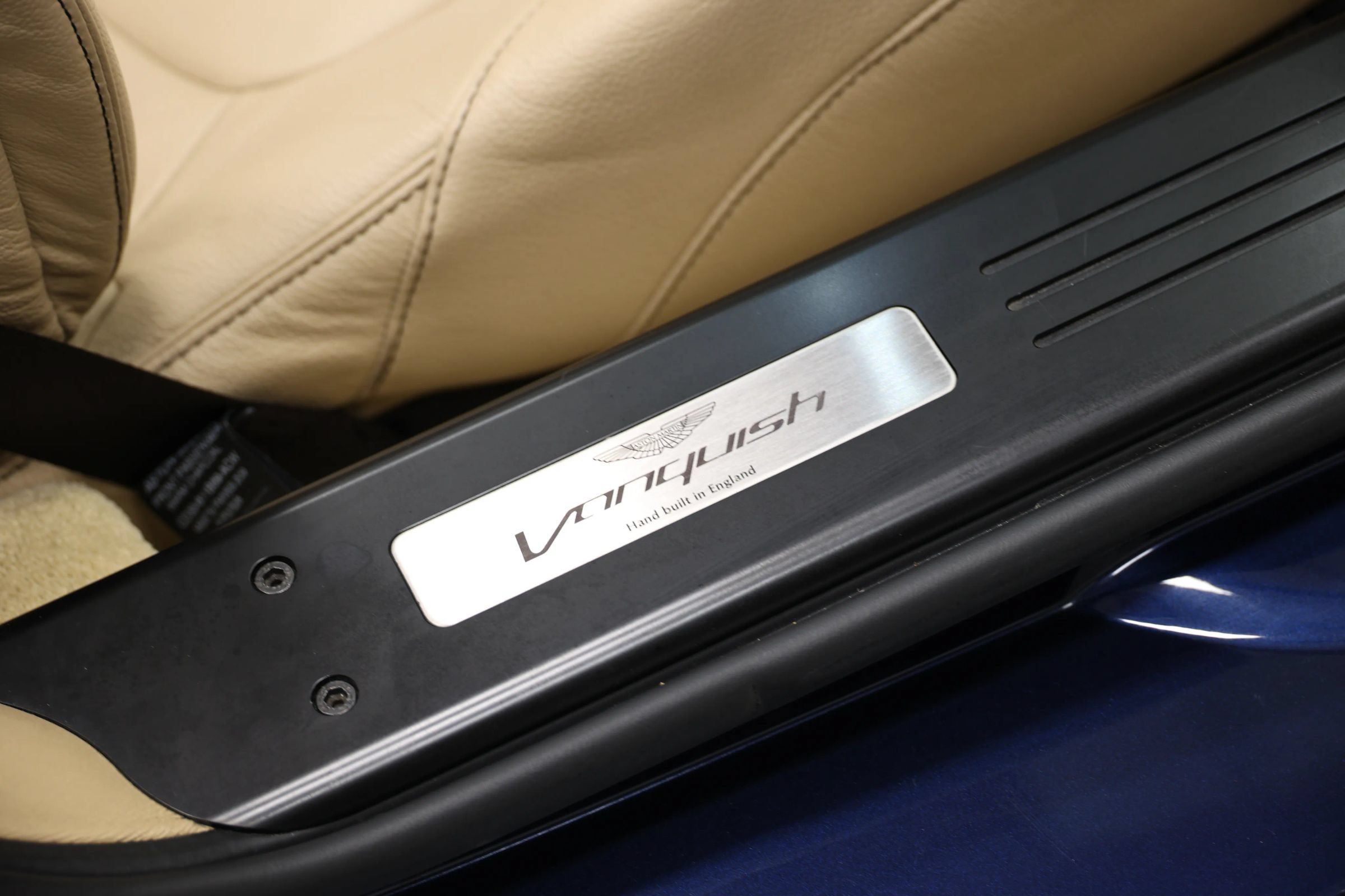 Used 2016 Aston Martin Vanquish Volante RWD image 70