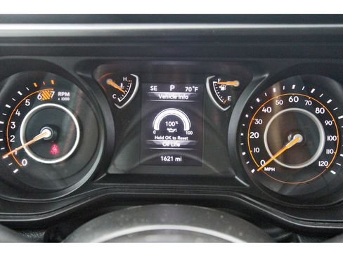 Used 2026 Jeep Wrangler Sport AWD/4WD image 17