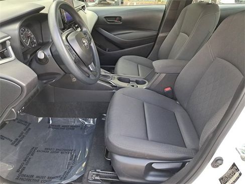 Used 2024 Toyota Corolla LE image 17