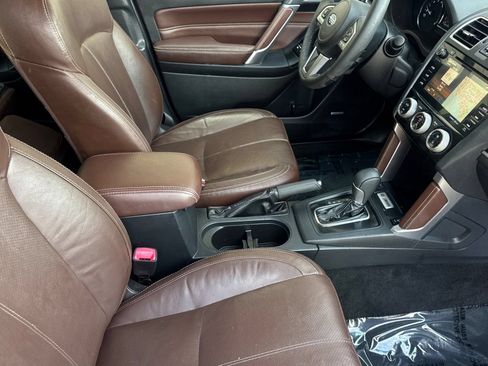 Used 2018 Subaru Forester 2.5i Touring w/ Popular Package #3B AWD/4WD image 16