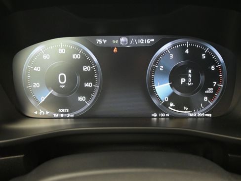 Used 2022 Volvo XC40 T5 R-Design image 67