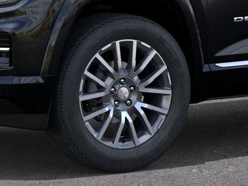 New 2026 GMC Terrain Denali w/ LPO, Floor Liner Package AWD/4WD image 9