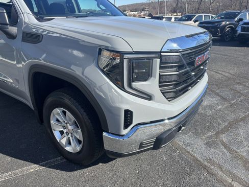 Used 2024 GMC Sierra 1500 Pro w/ Pro Value Package image 6