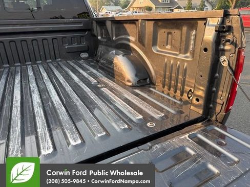 Used 2019 Ford F150 XLT w/ Equipment Group 302A Luxury AWD/4WD image 30