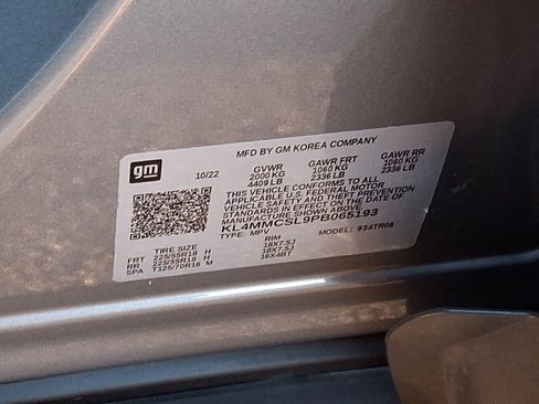 Certified 2023 Buick Encore GX Preferred w/ Cold Weather Comfort Package AWD/4WD image 28