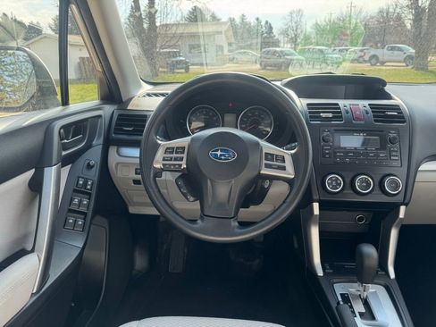 Used 2015 Subaru Forester 2.5i Premium w/ All-Weather Package AWD/4WD image 9