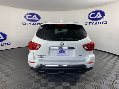 Used 2020 Nissan Pathfinder SV FWD image 4