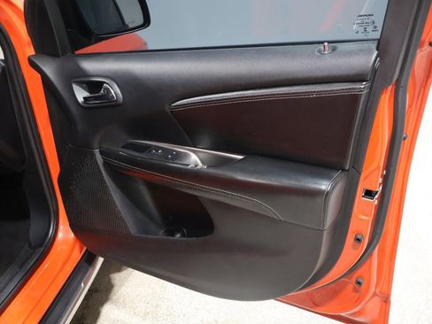 Used 2018 Dodge Journey Crossroad w/ Nav & Sun Group image 26