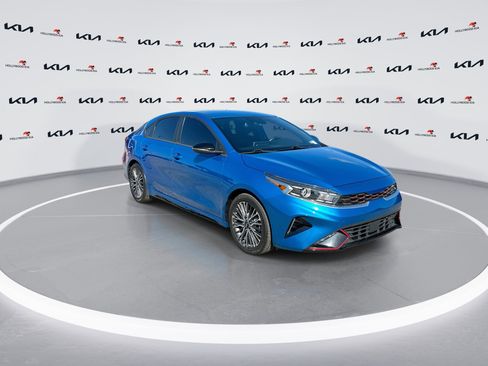 Certified 2022 Kia Forte GT-Line w/ GT-Line Technology Package image 2
