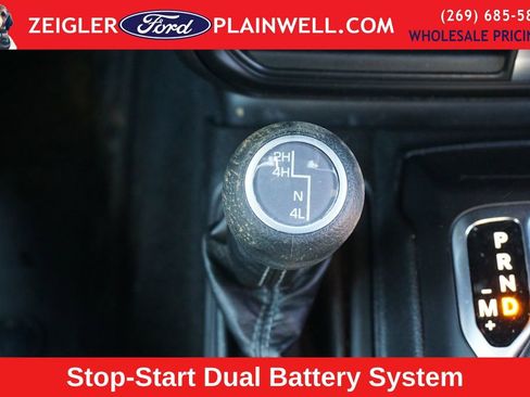 Used 2024 Jeep Wrangler Unlimited Sahara AWD/4WD image 24