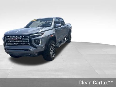 Used 2023 GMC Sierra 1500 AT4 w/ Technology Package AWD/4WD image 7