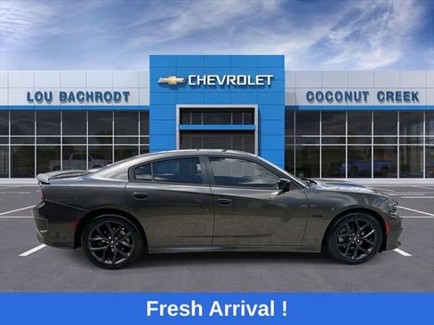 Used 2023 Dodge Charger R/T w/ Blacktop Package RWD image 9