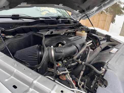 Used 2017 RAM 2500 Laramie w/ Sport Appearance Group image 28