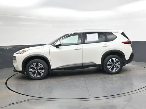 Used 2023 Nissan Rogue SV w/ SV Premium Package image 8