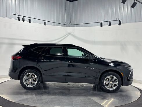 Used 2023 Chevrolet Blazer LT w/ Convenience Package AWD/4WD image 10