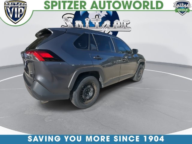 Used 2019 Toyota RAV4 LE AWD/4WD image 15