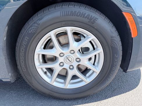 Used 2025 Chrysler Pacifica Select FWD image 36