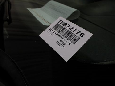 Used 2015 Ford Edge SEL w/ Equipment Group 201A image 30