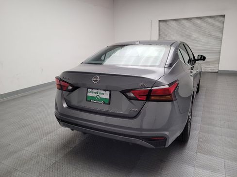 Used 2023 Nissan Altima 2.5 SV image 7