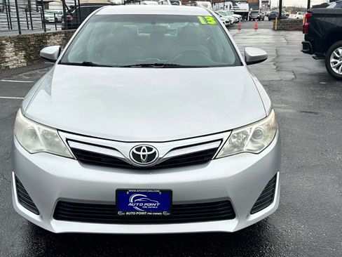 Used 2013 Toyota Camry LE image 2