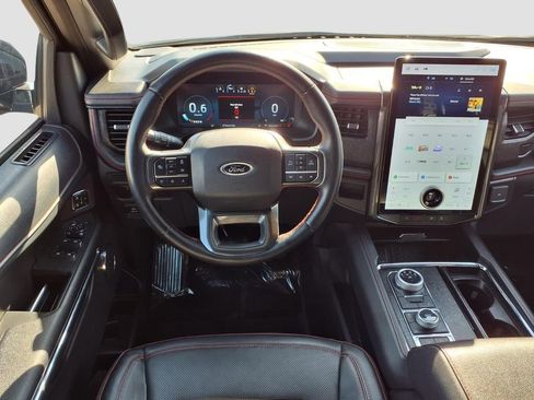 Used 2022 Ford Expedition Limited AWD/4WD image 11