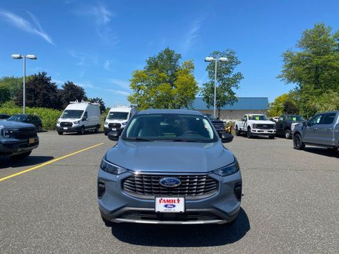 New 2026 Ford Escape Active w/ Cold Weather Package AWD/4WD image 2