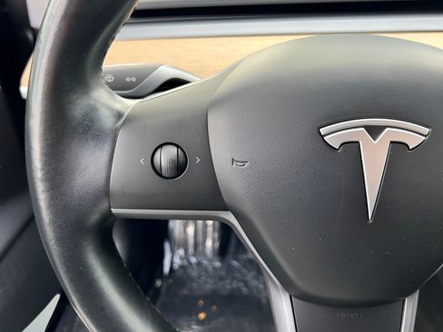 Used 2018 Tesla Model 3 Long Range AWD/4WD image 37