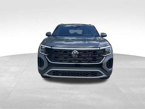 New 2026 Volkswagen Atlas Cross Sport SE image 8