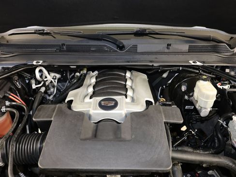 Used 2020 Cadillac Escalade Luxury AWD/4WD image 36