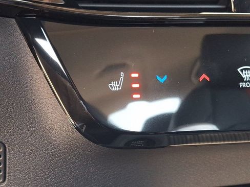 New 2026 Nissan Sentra SR w/ SR Premium Package FWD image 19