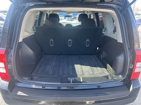 Used 2015 Jeep Patriot Latitude image 7