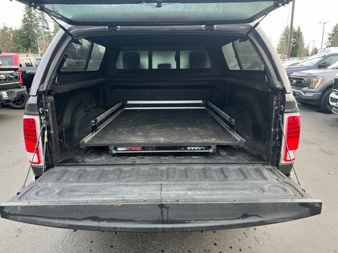 Used 2017 RAM 1500 Laramie image 7