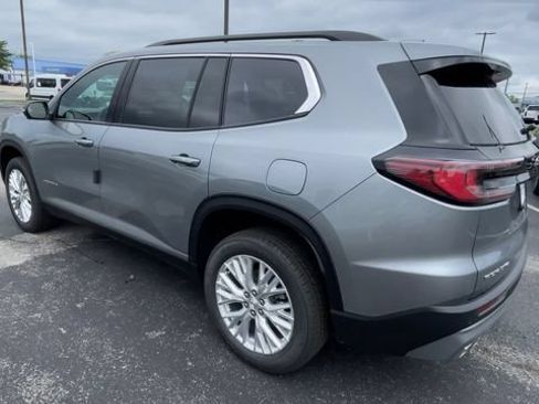 New 2026 GMC Acadia Elevation w/ Elevation Premium Package FWD image 8