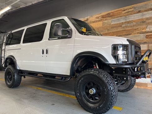 Used 2009 Ford E-350 and Econoline 350 XL image 48