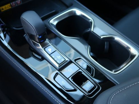 Used 2025 Lexus NX 250 FWD w/ Premium Package image 26