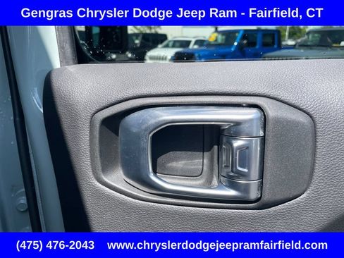 Used 2024 Jeep Wrangler Unlimited Sahara w/ Safety Group AWD/4WD image 25