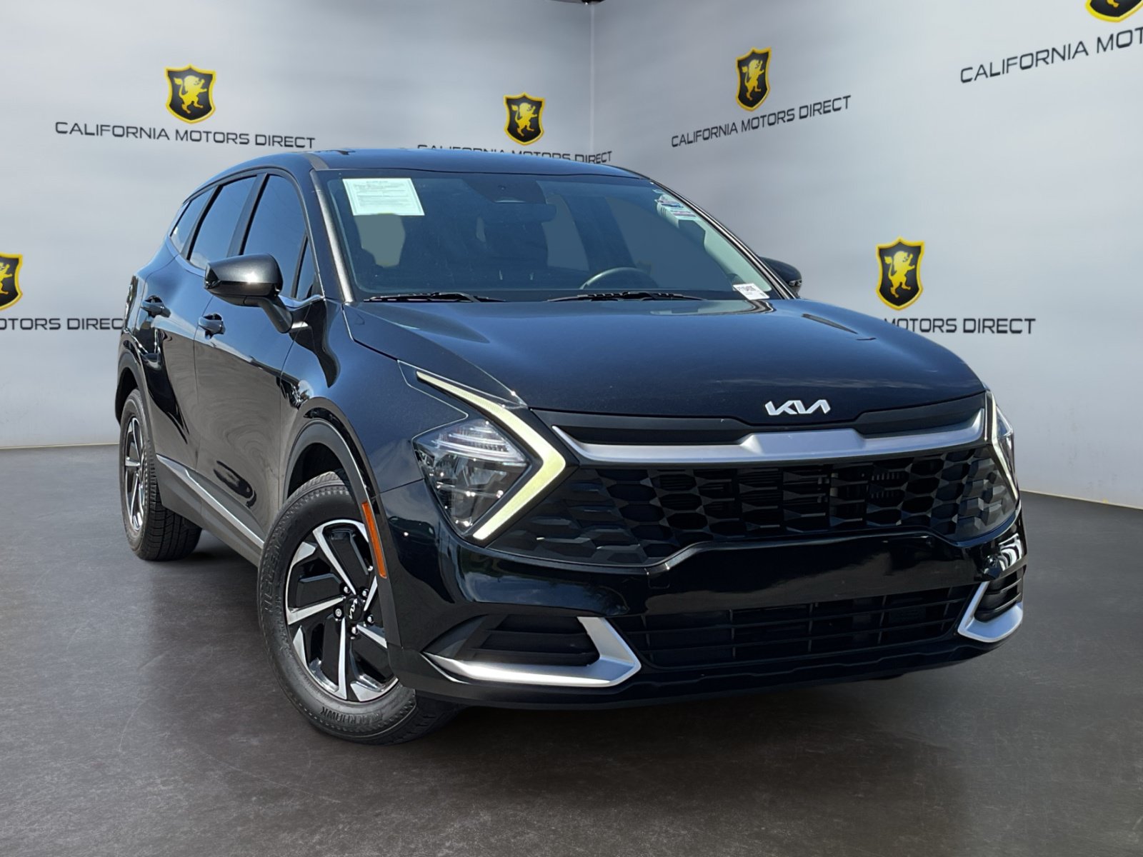 Used 2023 Kia Sportage LX FWD image 3