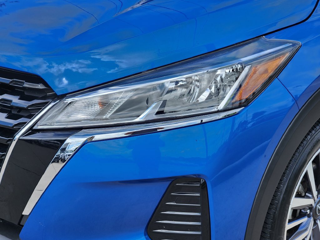 Used 2024 Nissan Kicks SV FWD image 15
