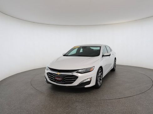 Used 2024 Chevrolet Malibu LT image 32