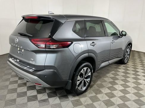 Used 2021 Nissan Rogue SV FWD image 8