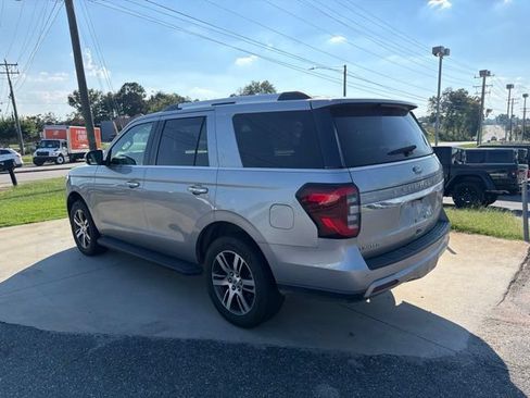 Used 2024 Ford Expedition Limited AWD/4WD image 6