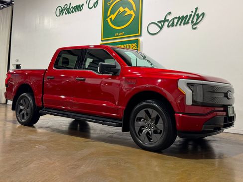 Used 2023 Ford F150 Lightning XLT image 2