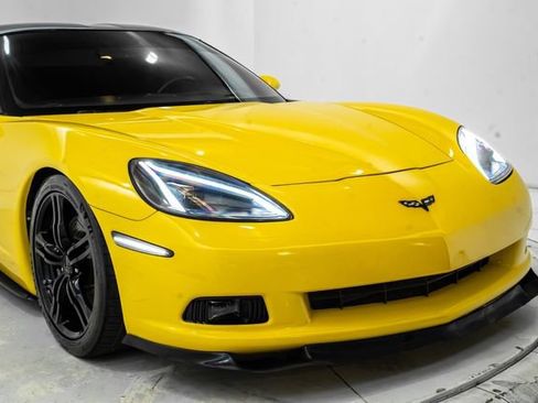 Used 2013 Chevrolet Corvette Coupe w/ 3LT Preferred Equipment Group RWD image 15