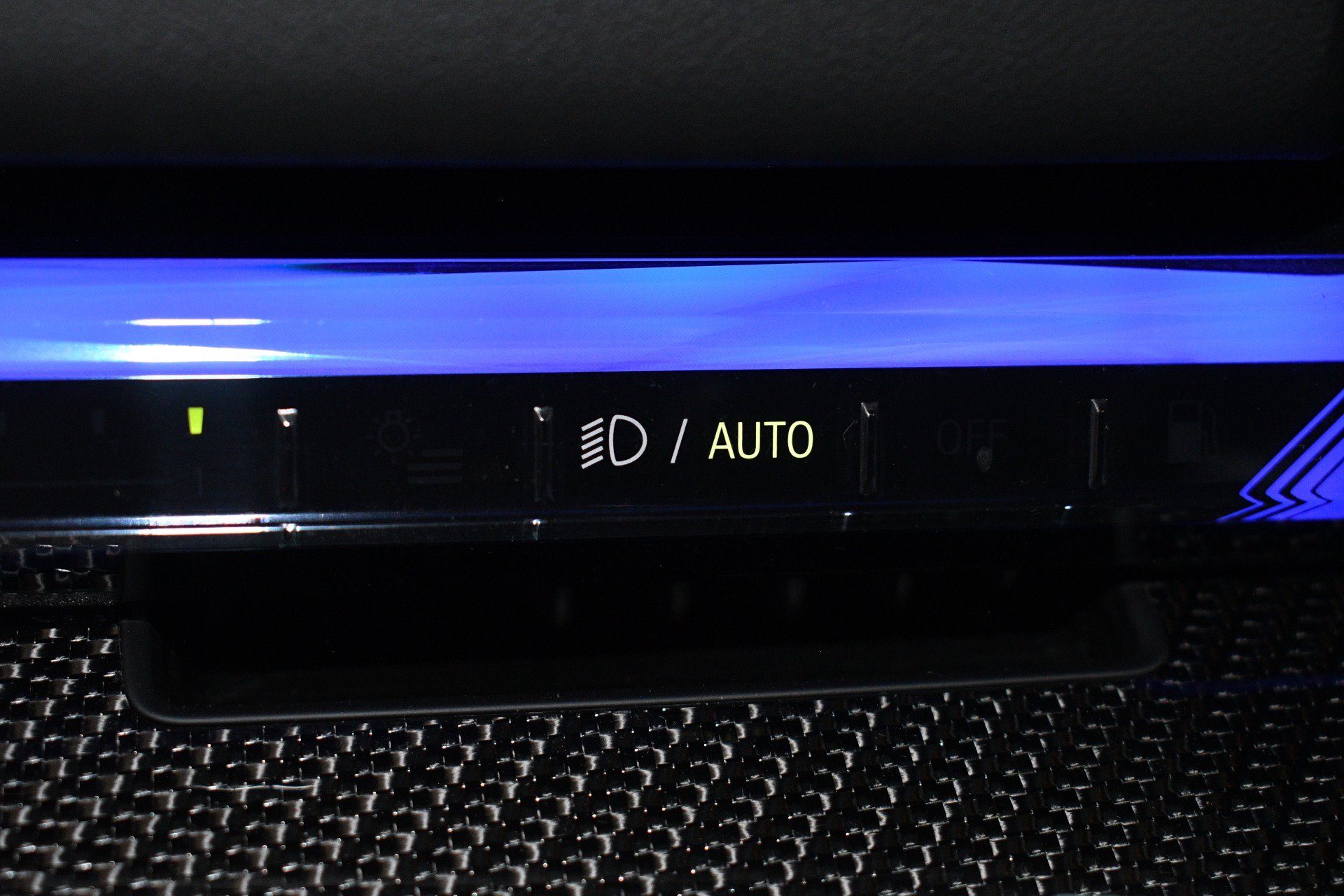 Used 2025 BMW M5 w/ Carbon Package AWD/4WD image 41