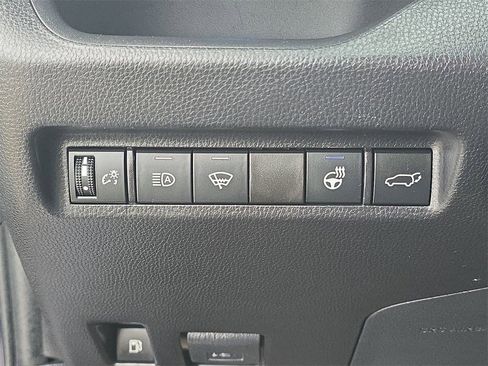 Used 2021 Toyota RAV4 XSE image 18